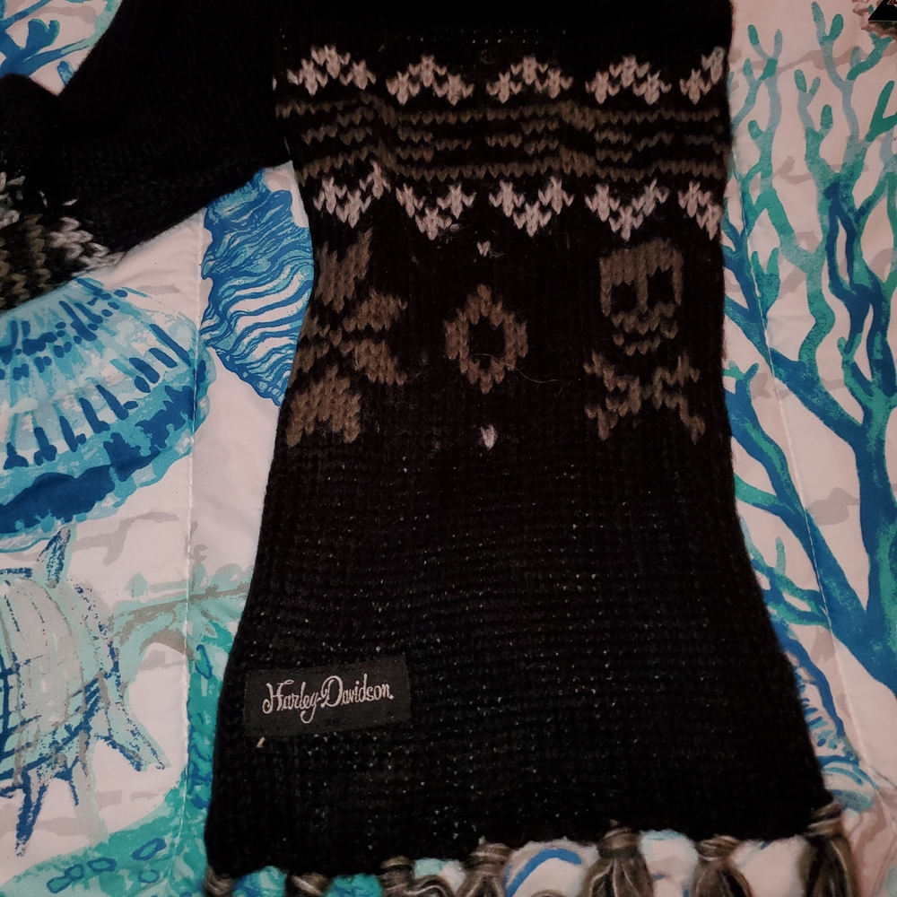 Harley-Davidson Black and Gray Skull Scarf